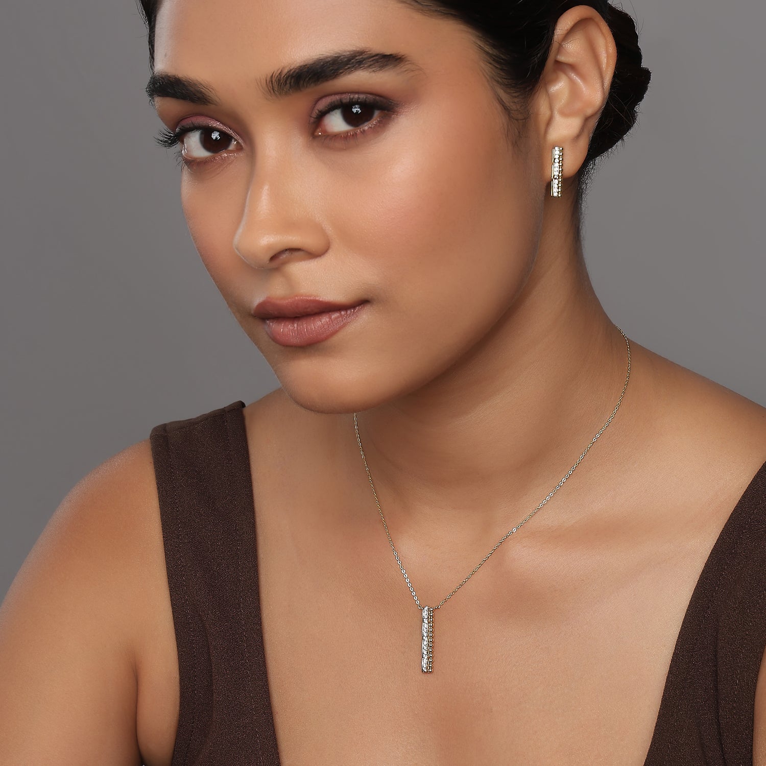 Elegant Celestial Harmony Pendant and Matching Bar Earrings Jewelry Set