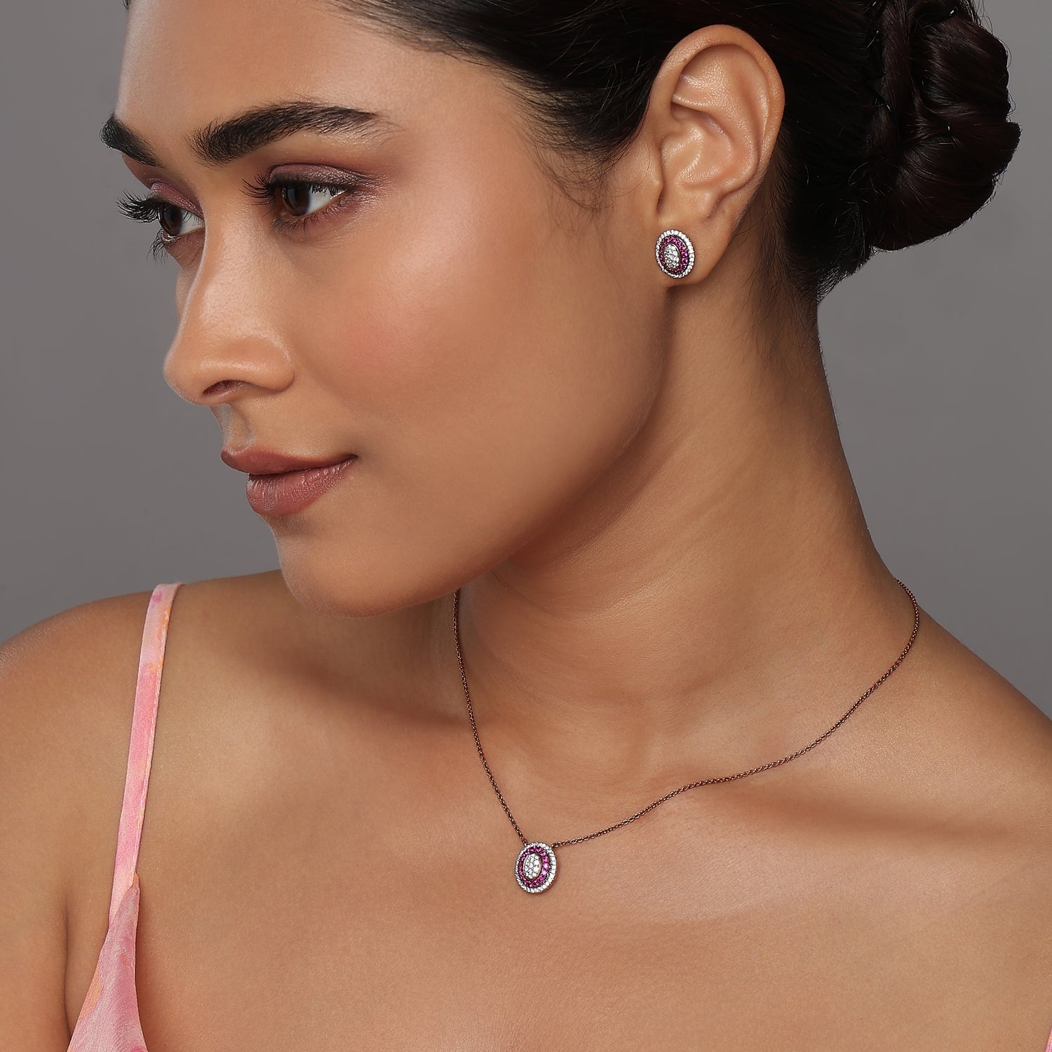 A Romantic Radiance Oval Halo Pendant and Stud Earrings Set