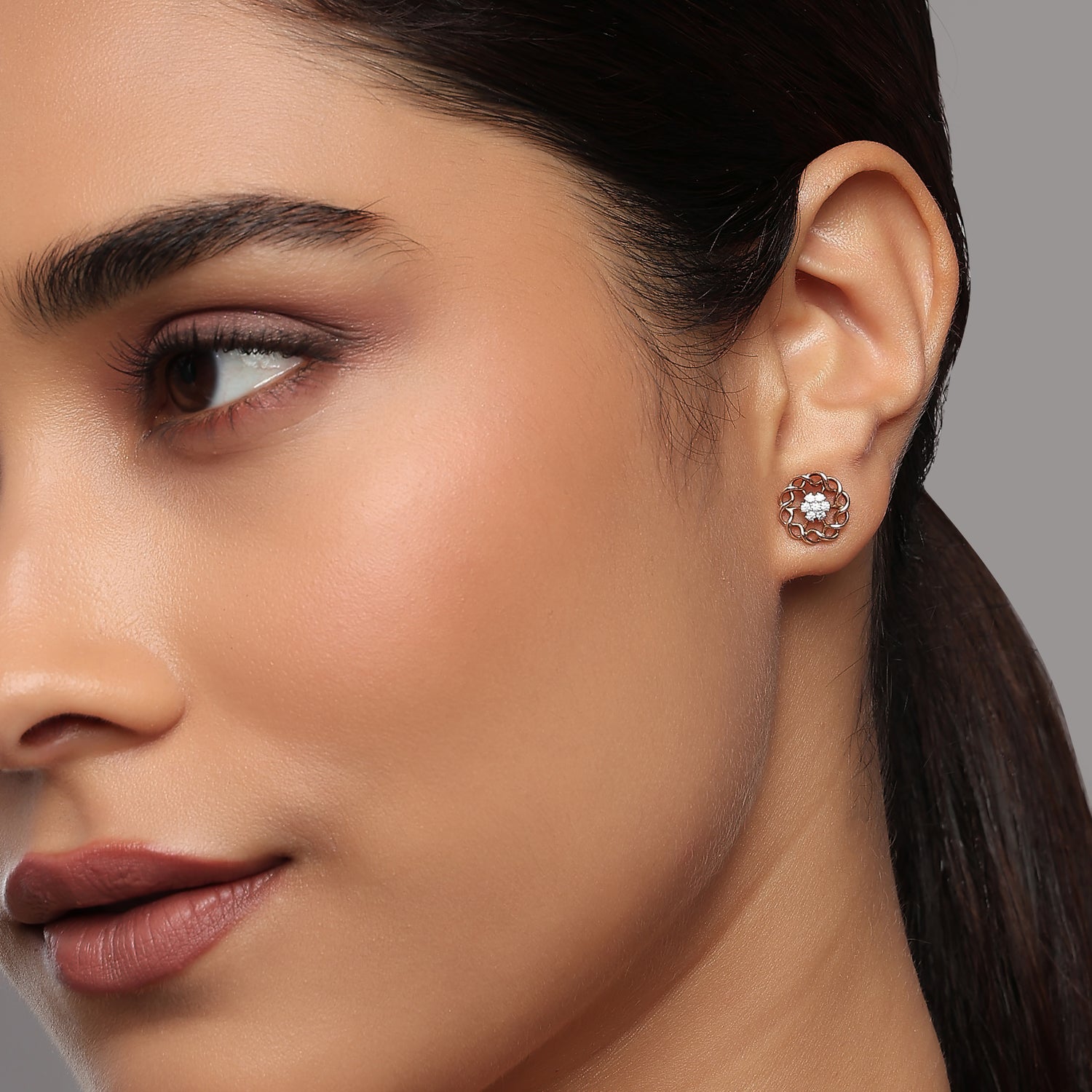 Exquisite Radiant Bloom Filigree Stud Earrings For Graceful Occasion Wear