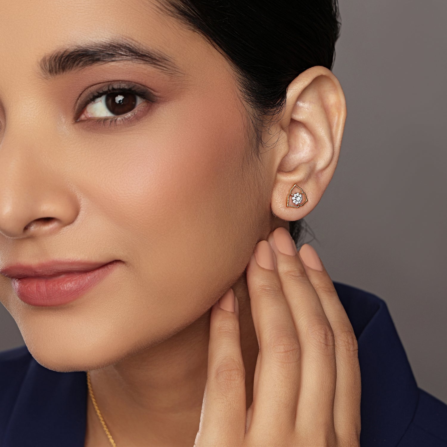 Petal Whisper Stud Earrings with Floral Outline Elegance