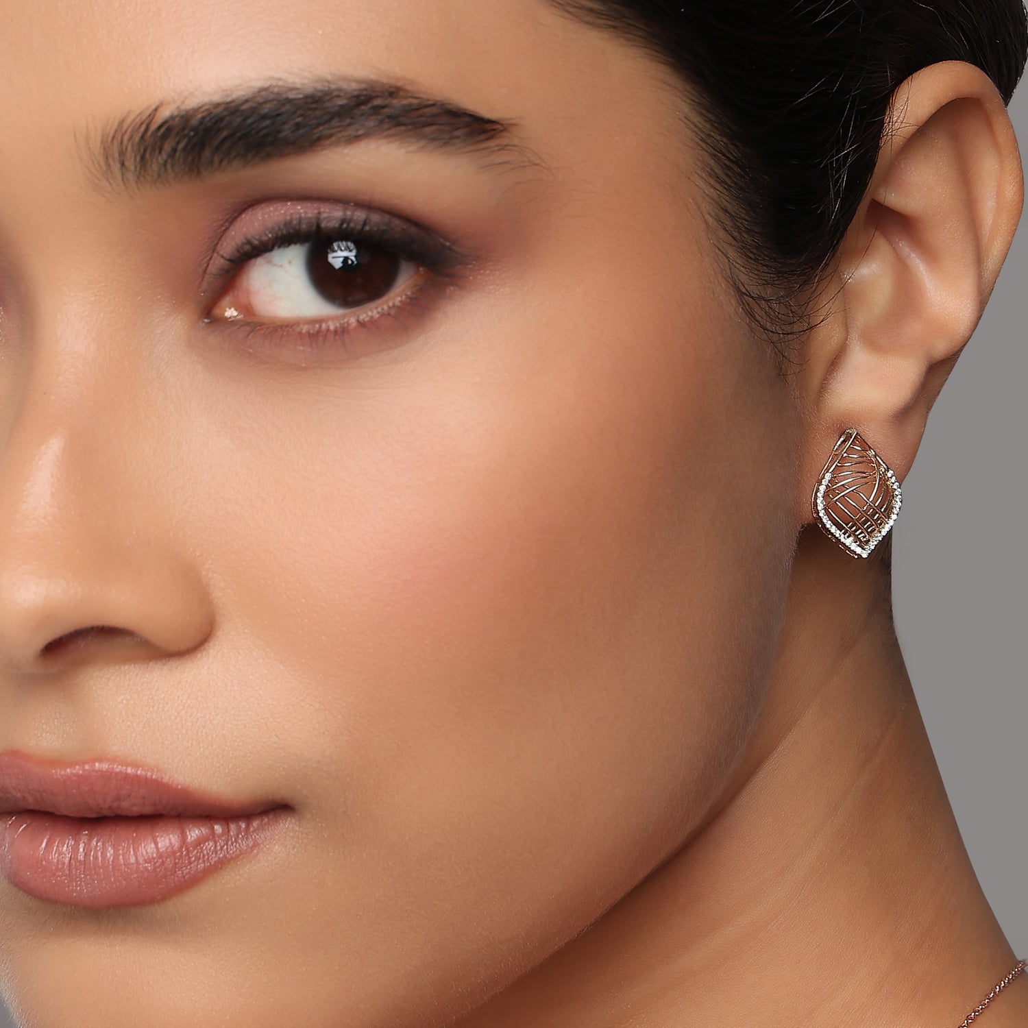 Graceful Ethereal Lattice Stud Earrings With Radiant Shimmering Borders