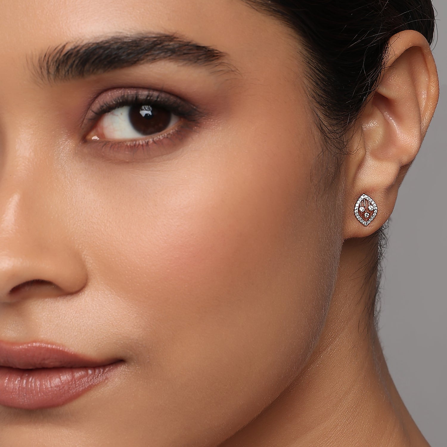 Exquisite Marquise Filigree Stud Earrings Featuring Radiant Triple Accents