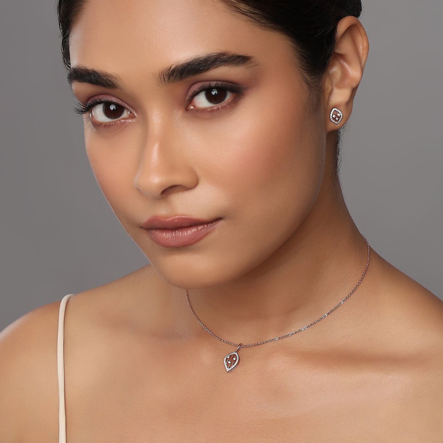 Elegant Marquise Filigree Pendant and Matching Stud Earring Set