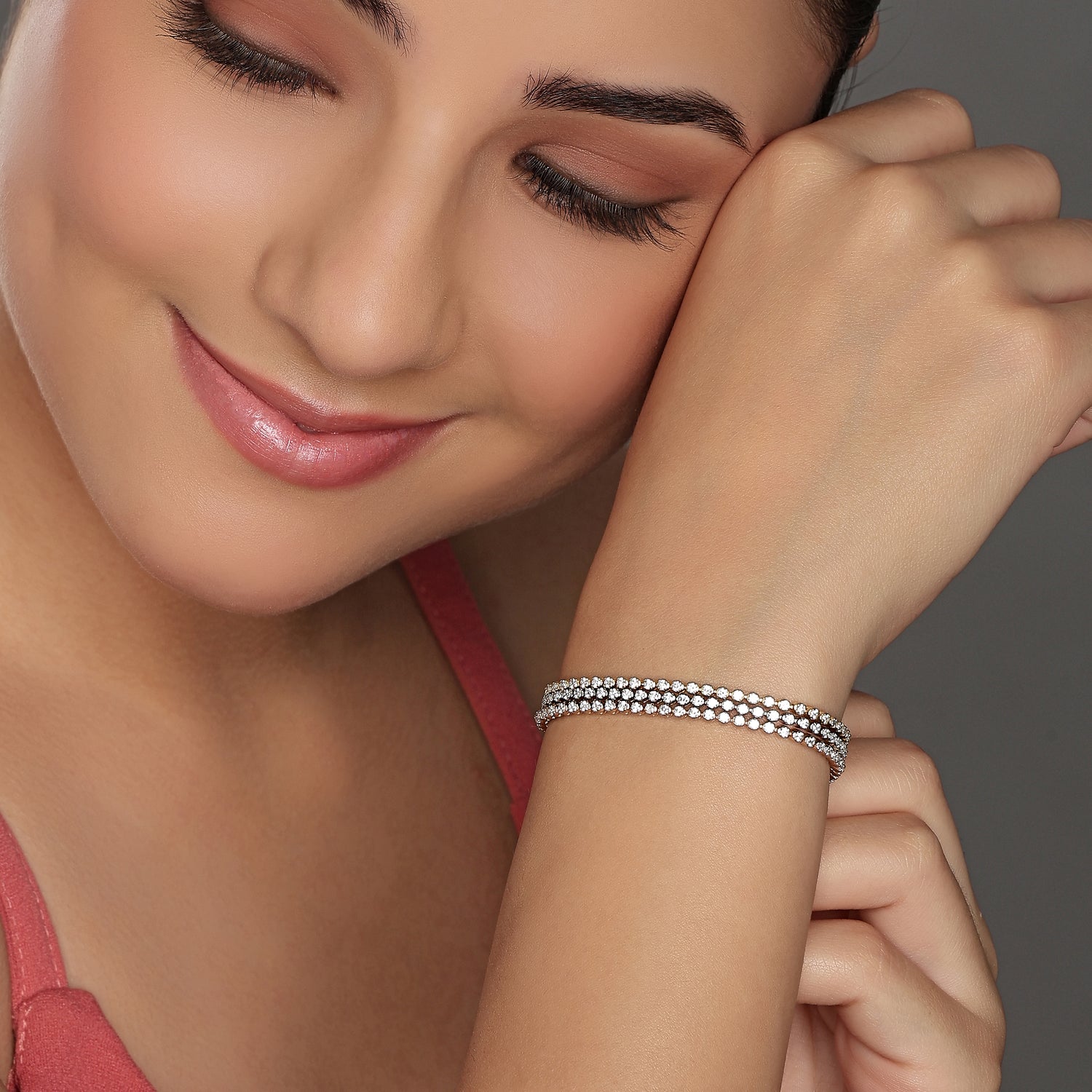 A Timeless Sparkle Bracelet Crafted for Elegant Everyday Glamour