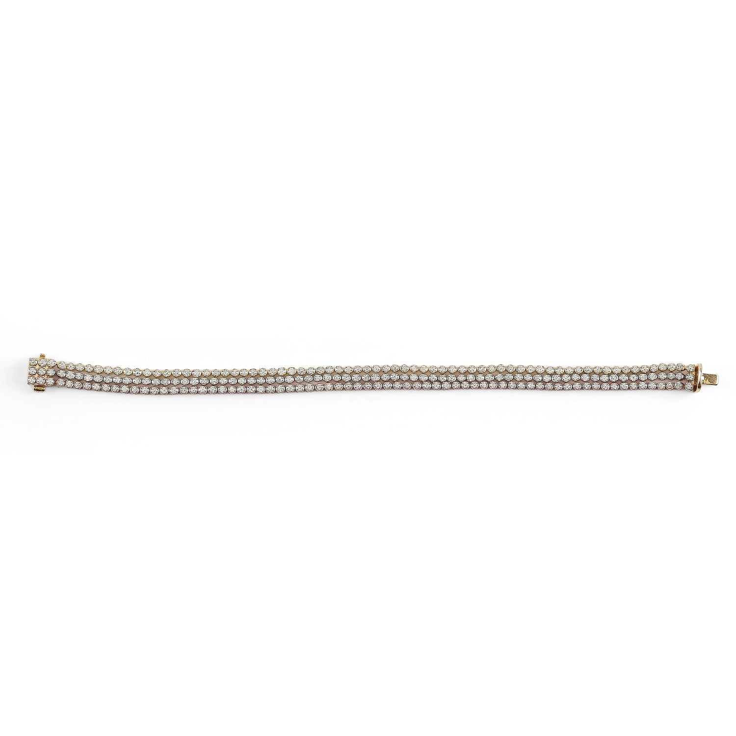 A Timeless Sparkle Bracelet Crafted for Elegant Everyday Glamour