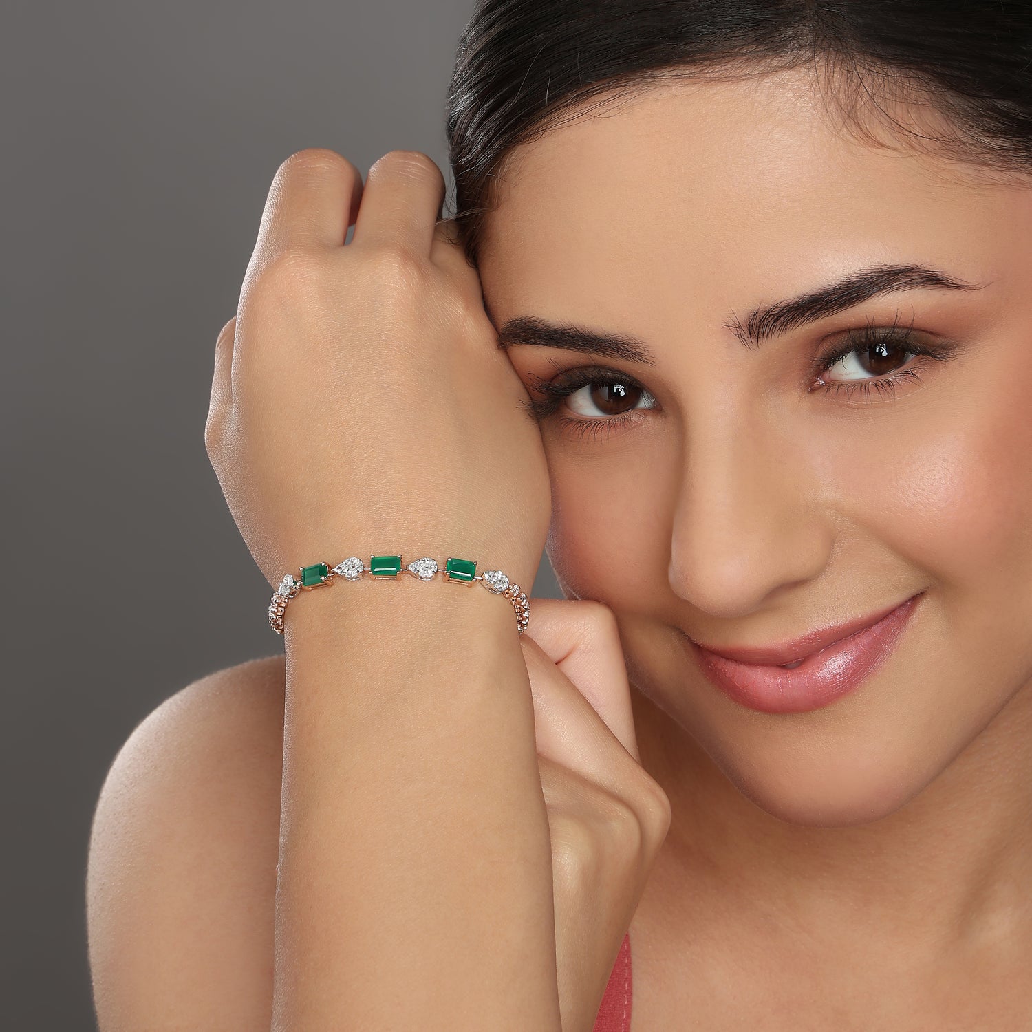 A Graceful Tennis Bracelet Accented with Structured Elegance and Charm