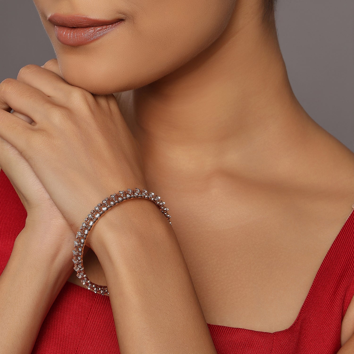 Classic Heritage Bangle With Intricate Cutwork Detailing
