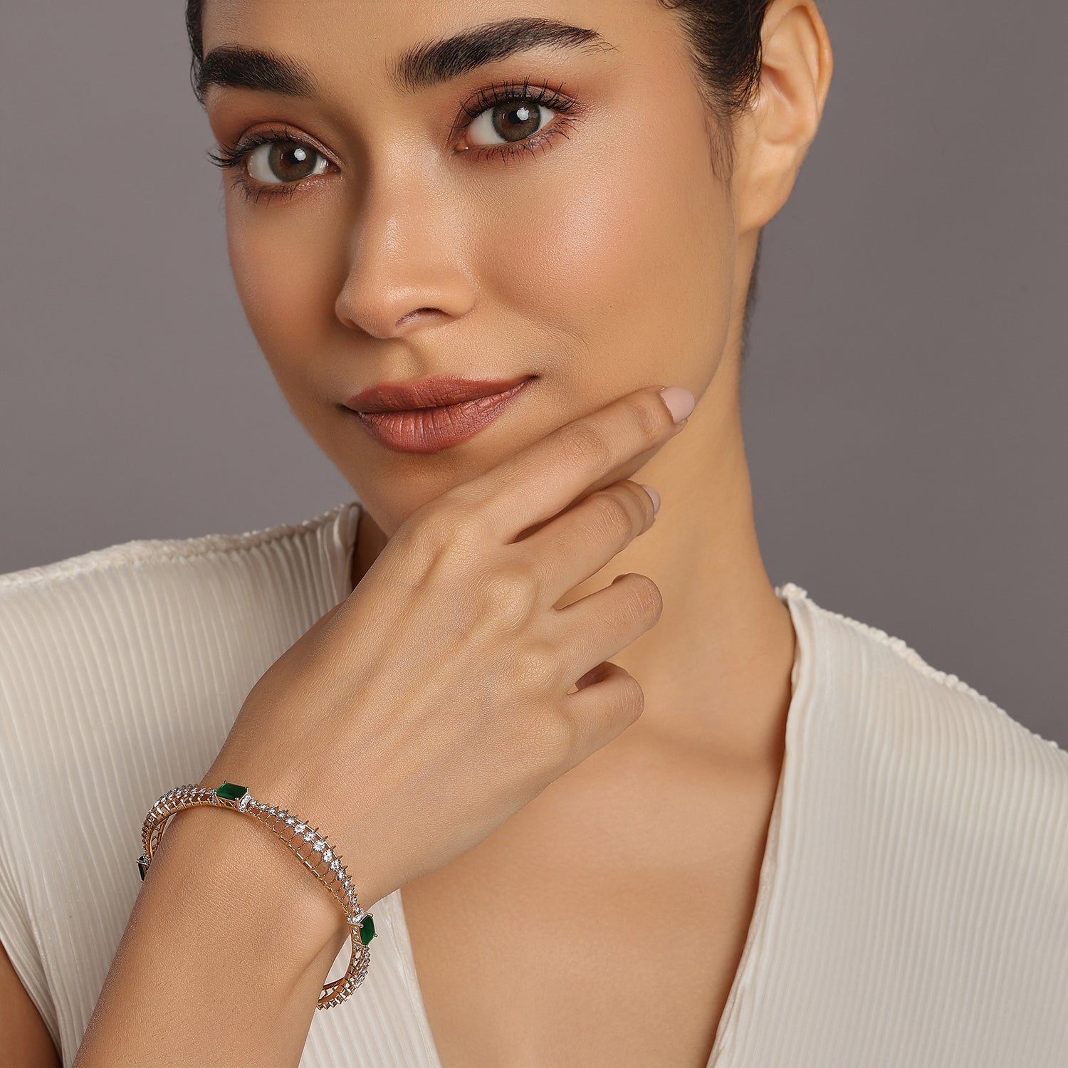 Classic Heritage Bangle With Intricate Openwork Detailing