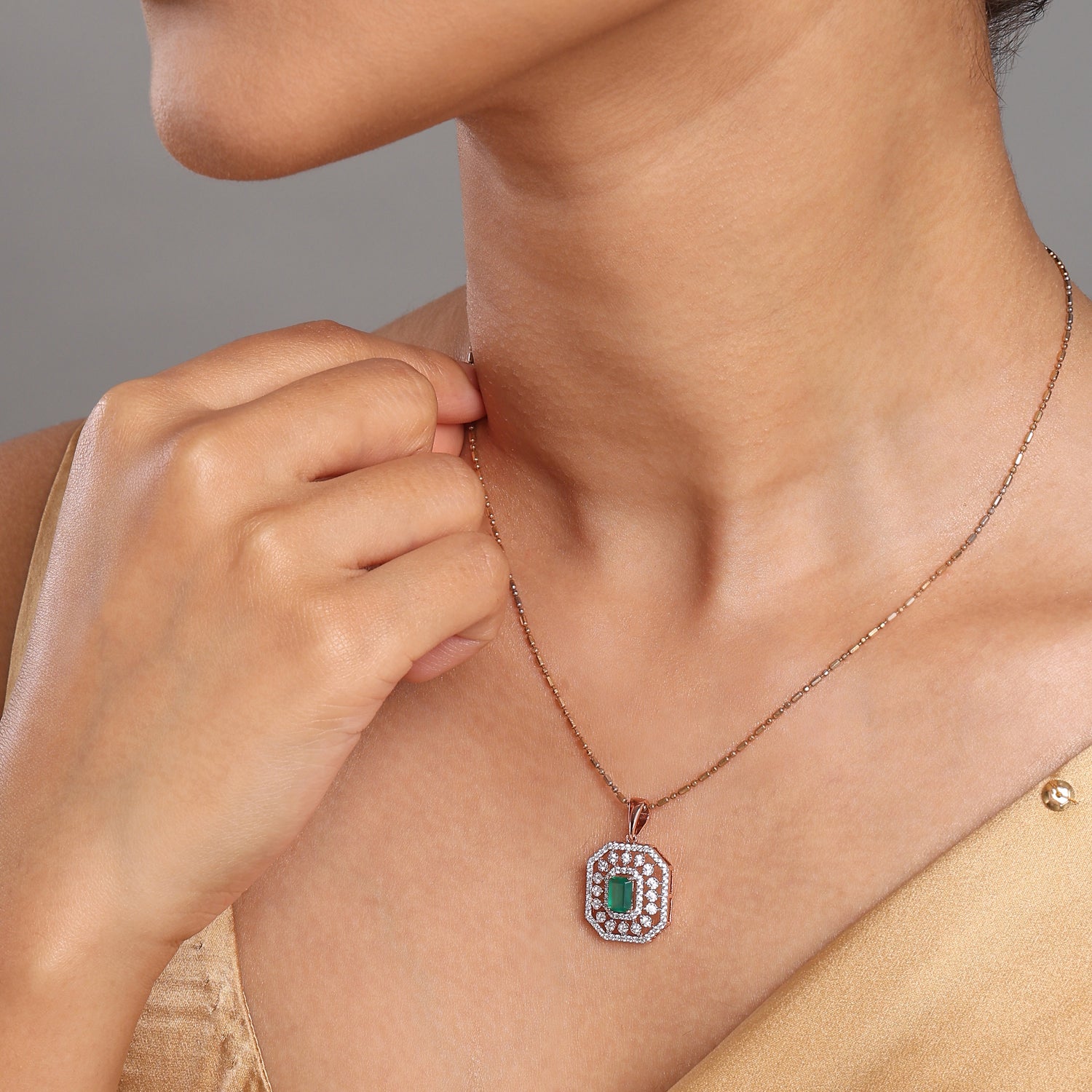 Regal Geometric Halo Pendant