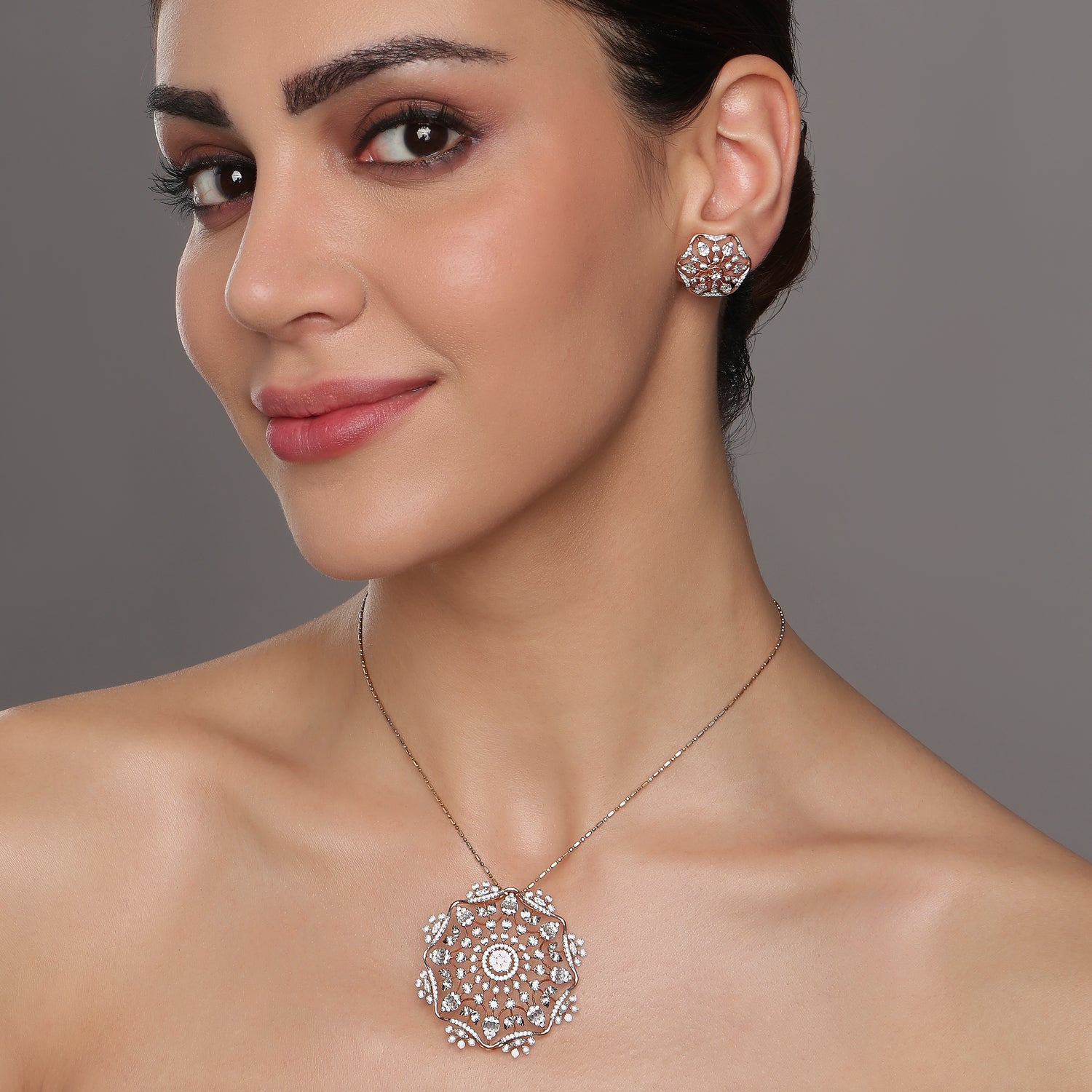 Exquisite Floral Blossom Pendant And Stud Earring Completer Jewelry Set