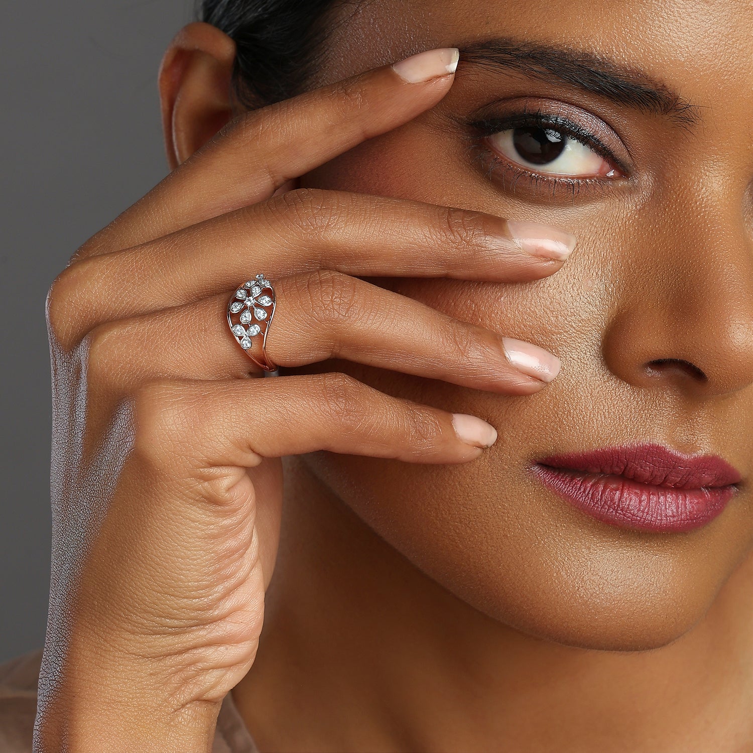Delicate Petal Motif Ring with Graceful Open-Frame Design