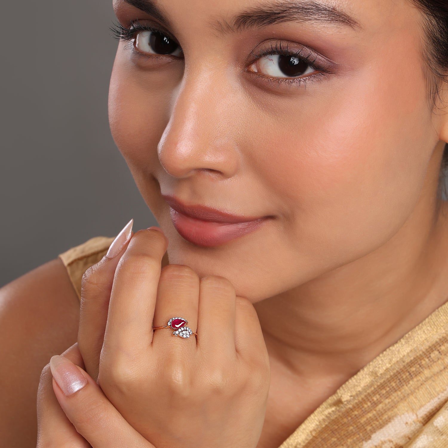 Dual Accent Curved Band Ring for Women