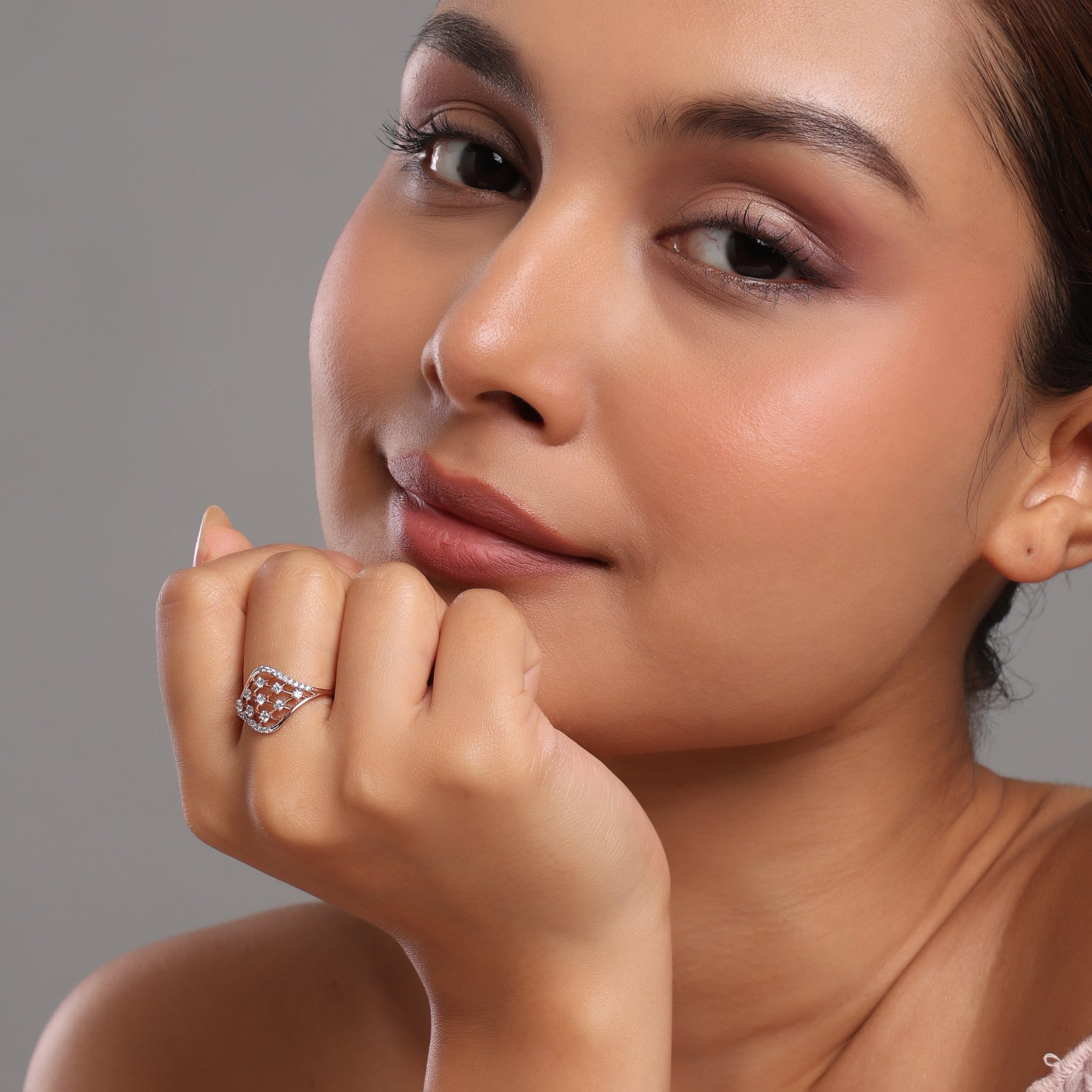 Contemporary Lattice Open Ring with Sparkling Geometric Detailing