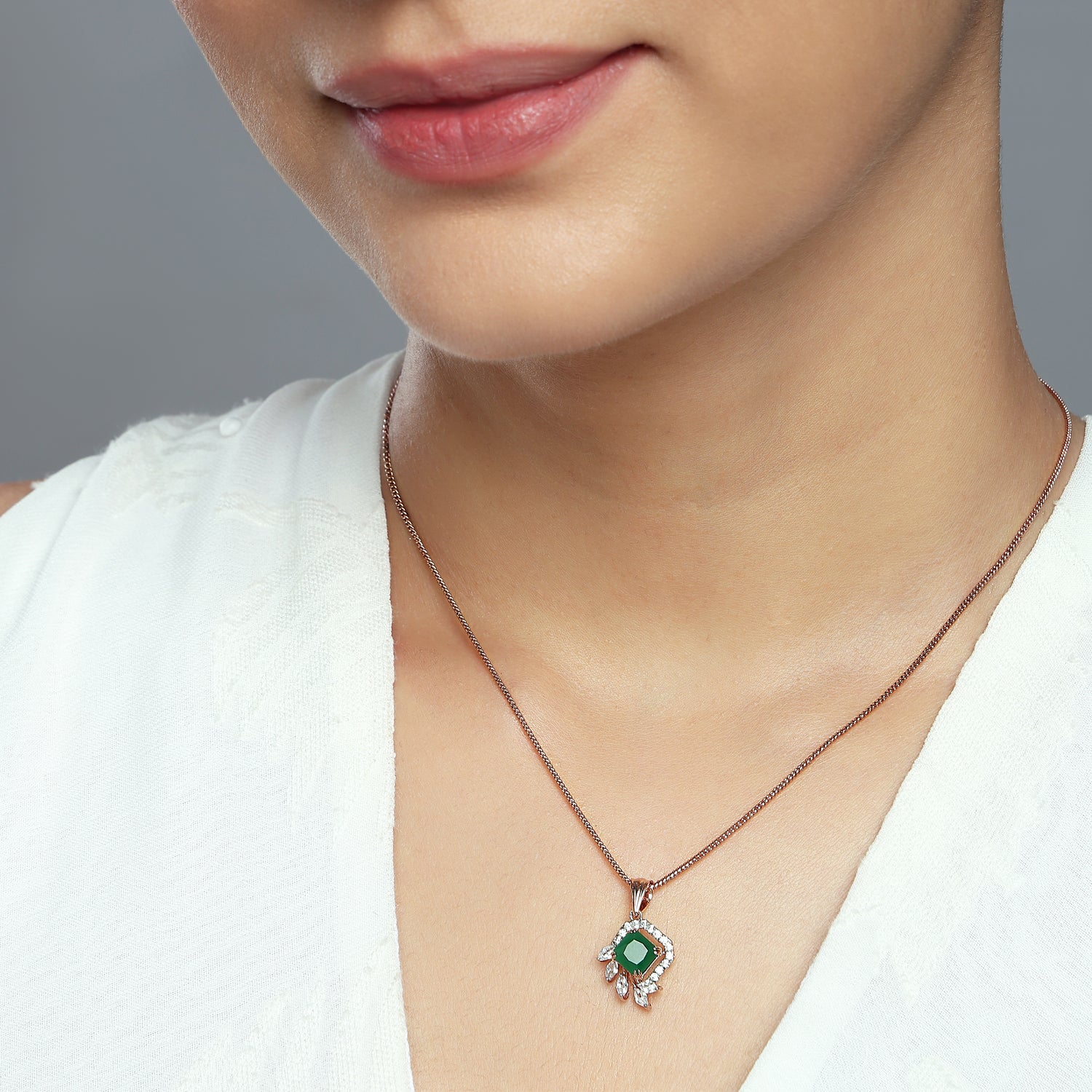 Whispering Garden Elegance Pendant with Artistic Leaf Motif