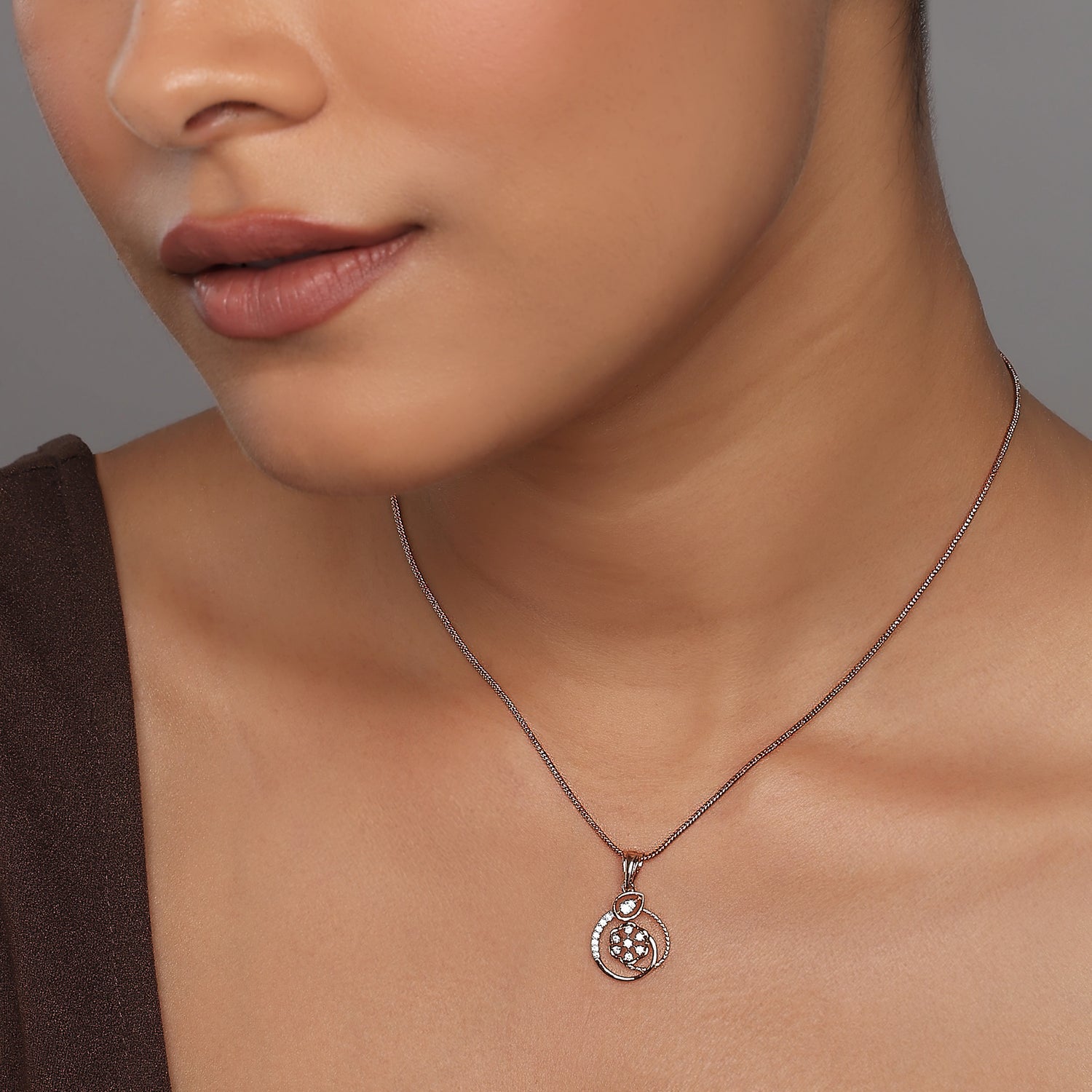 Exquisite Floral Circular Pendant Crafted for Timeless Elegance and Grace