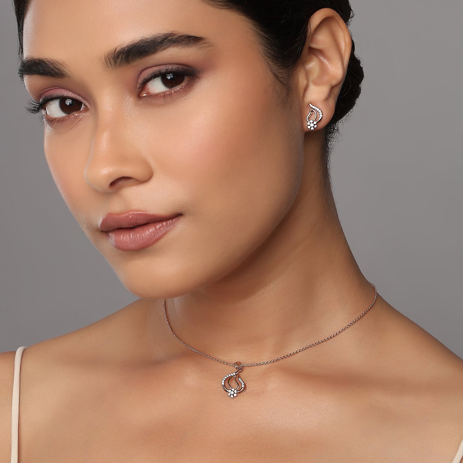 Elegant Floral Swirl Pendant and Matching Earring Jewelry Set