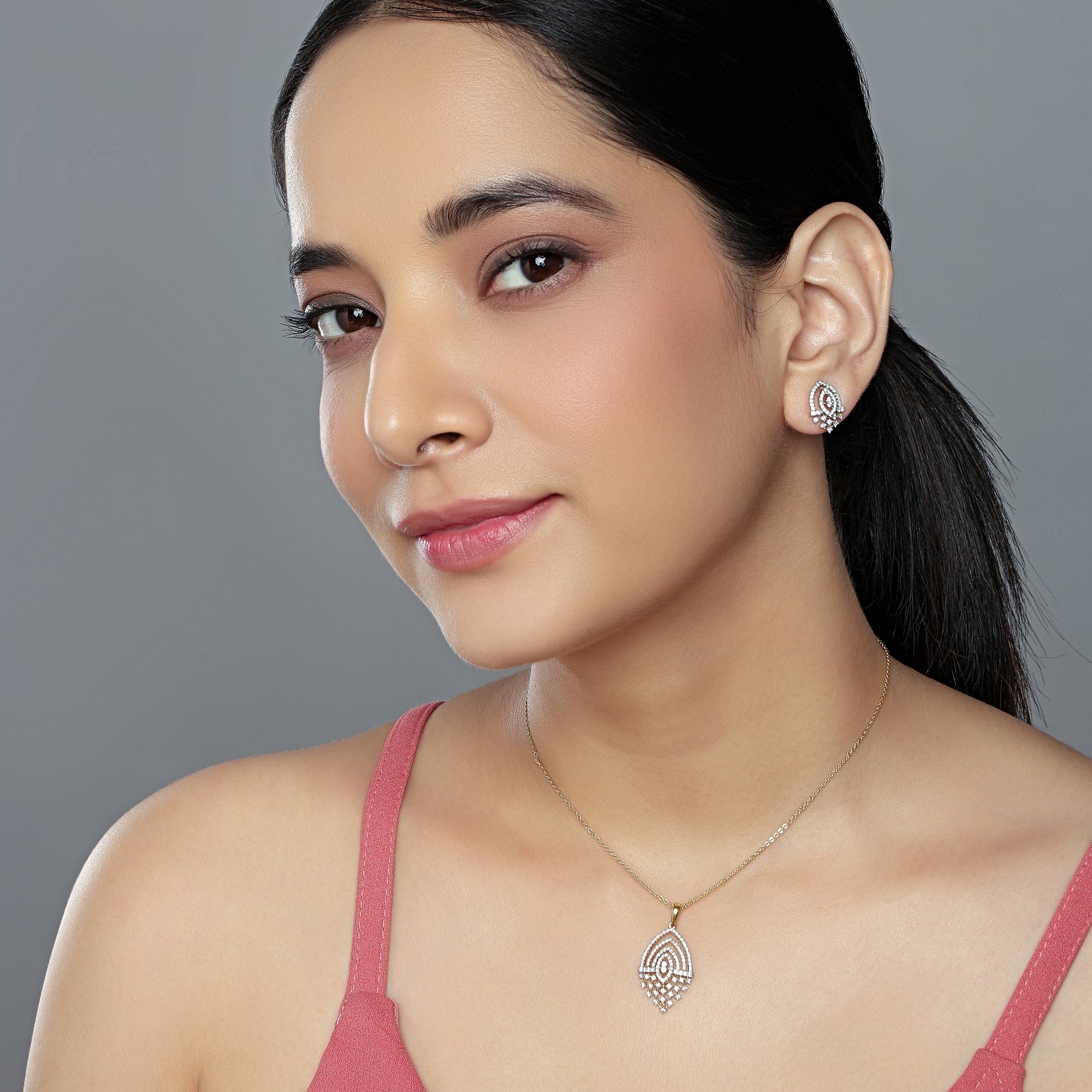 Graceful Royal Arch Pendant and Matching Stud Earrings Jewelry Set