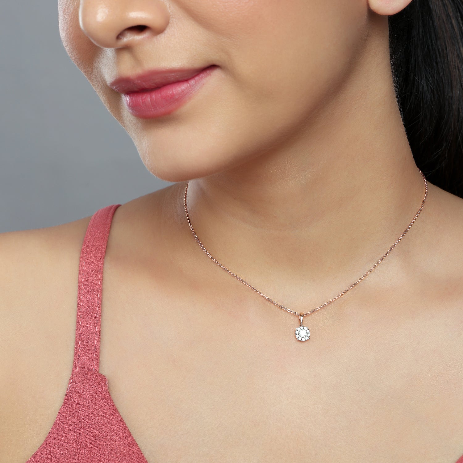 Luminous Cluster Halo Pendant for Everyday Elegance