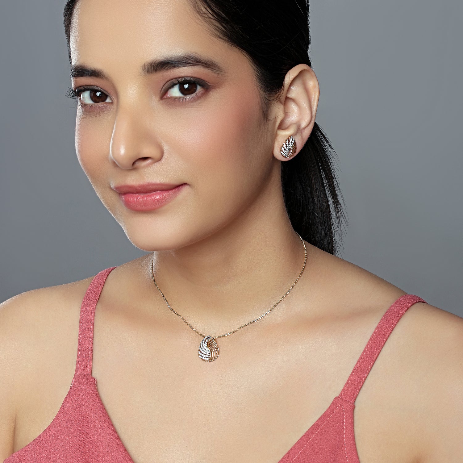Enchanted Swirl Floral Motif Pendant and Earring Set for Women