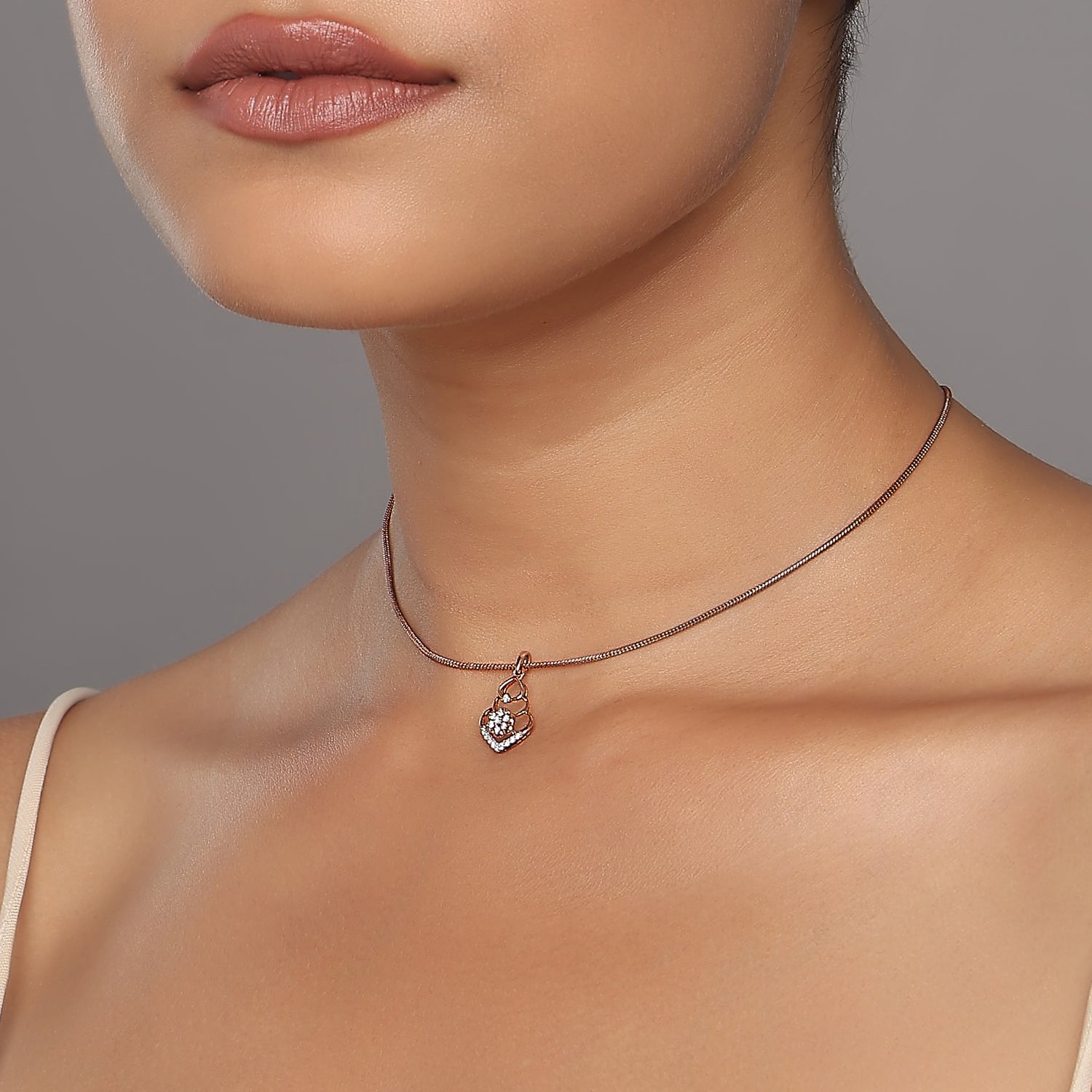 Elegant Floral Filigree Pendant Crafted For Timeless Grace And Sophistication