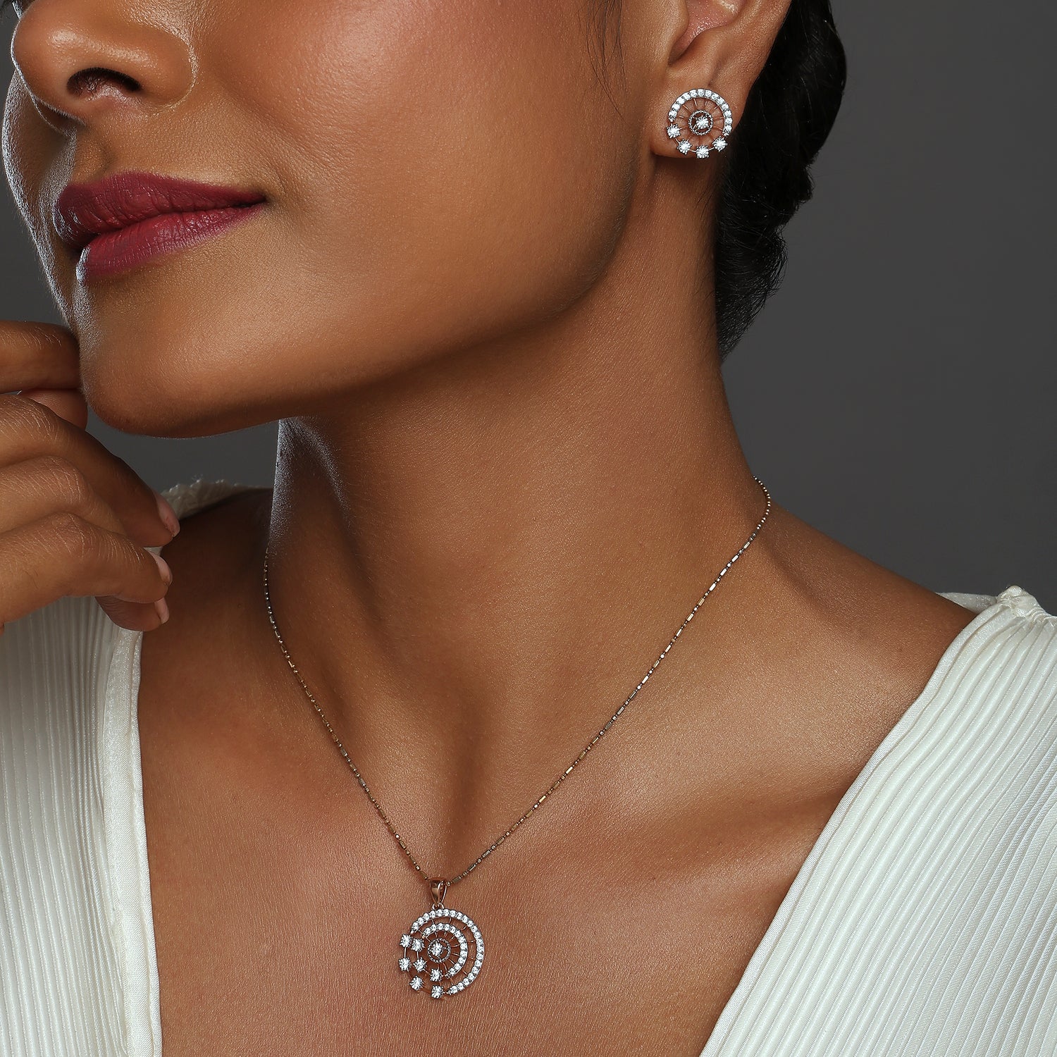 Celestial Wheel Pendant and Earring Set with Modern Harmony